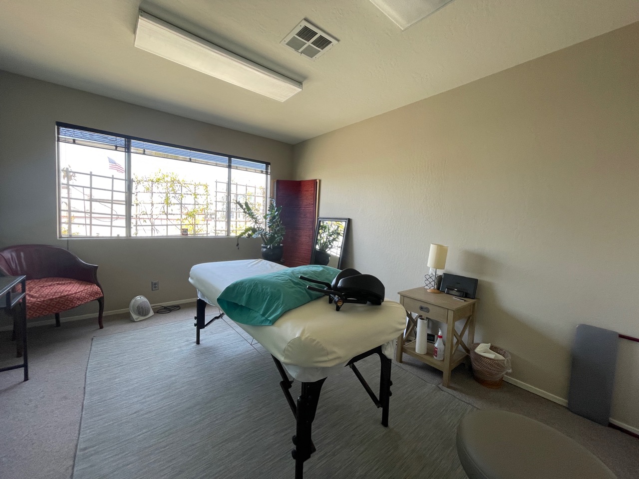 615 Addison St. Image #4