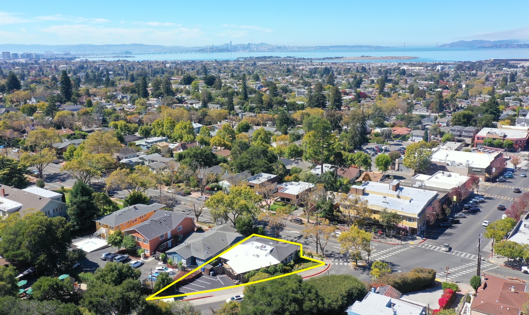 917 The Alameda Image #3
