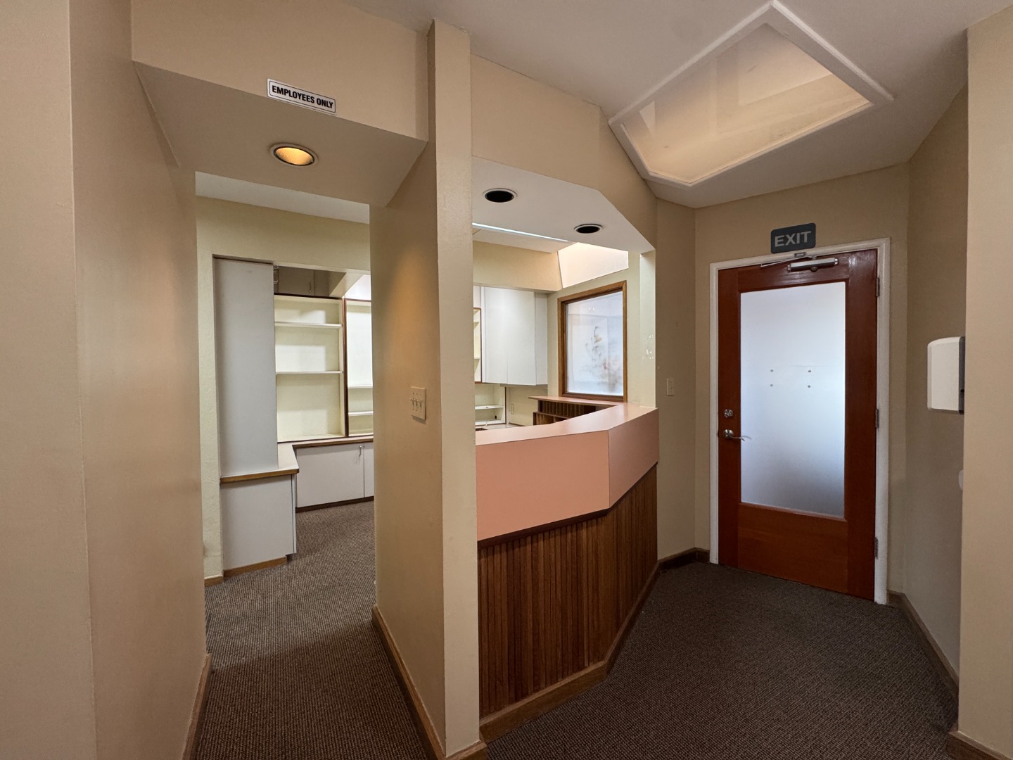 917 The Alameda Image #11