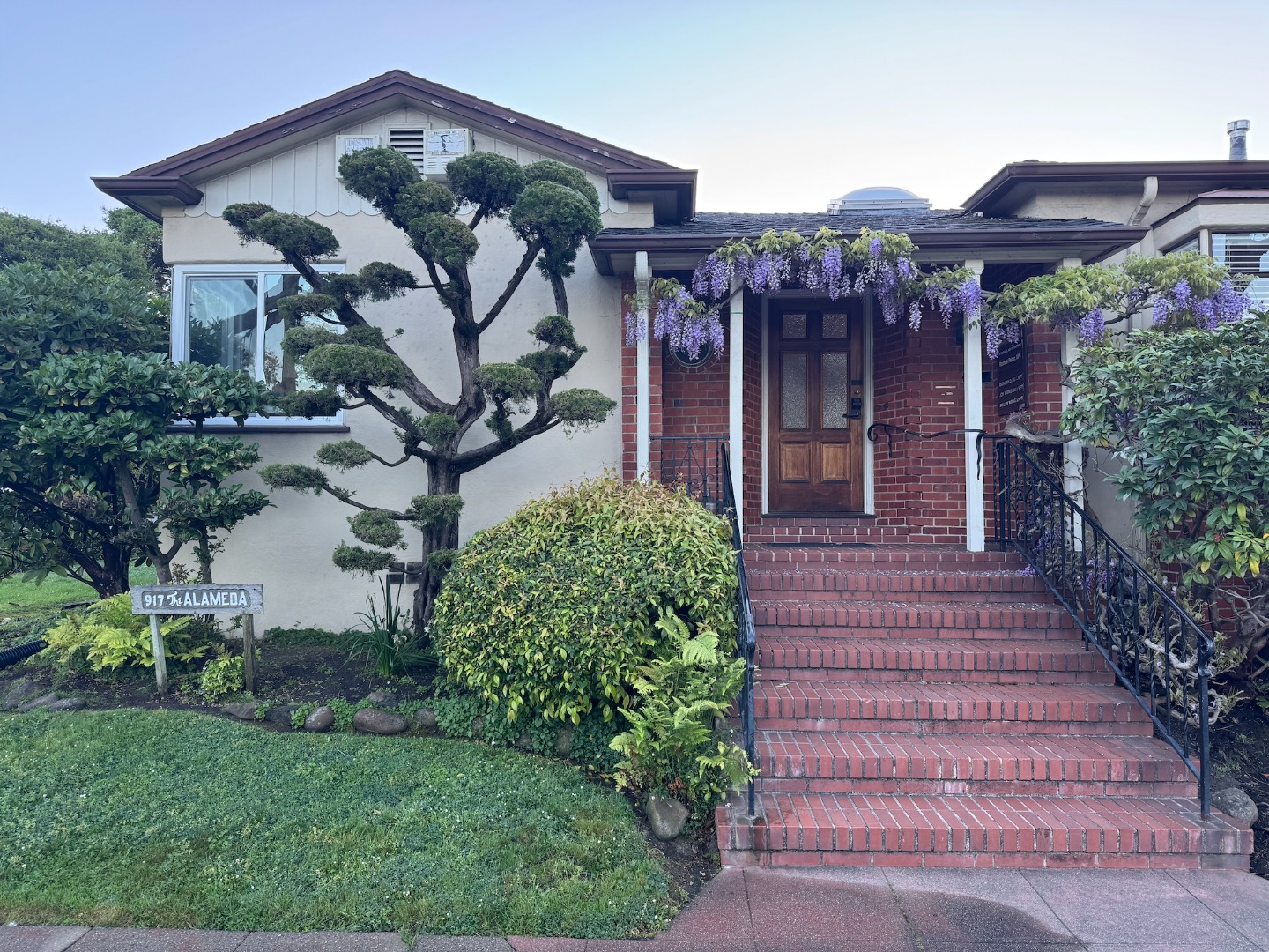917 The Alameda Image #1
