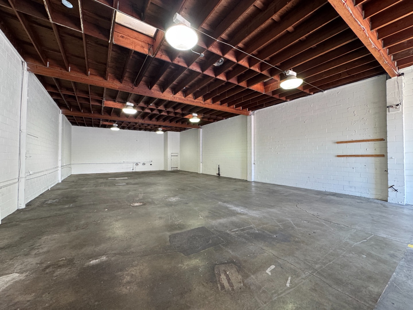 1052 Dwight Way Image #10