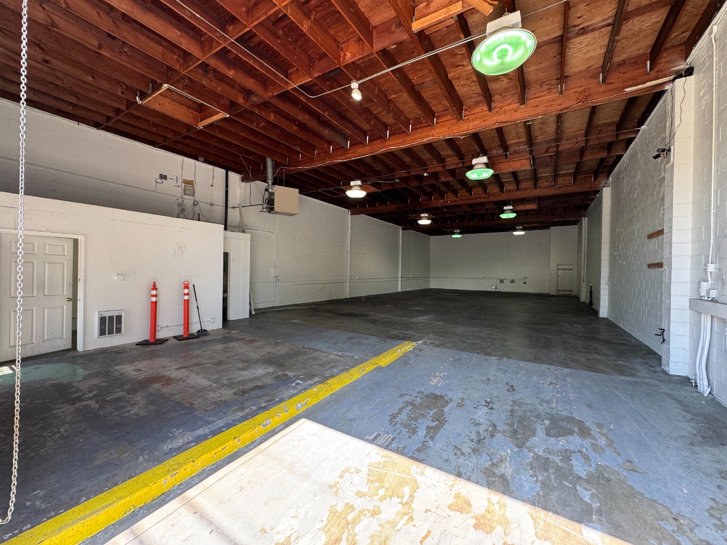 1052 Dwight Way Image #12