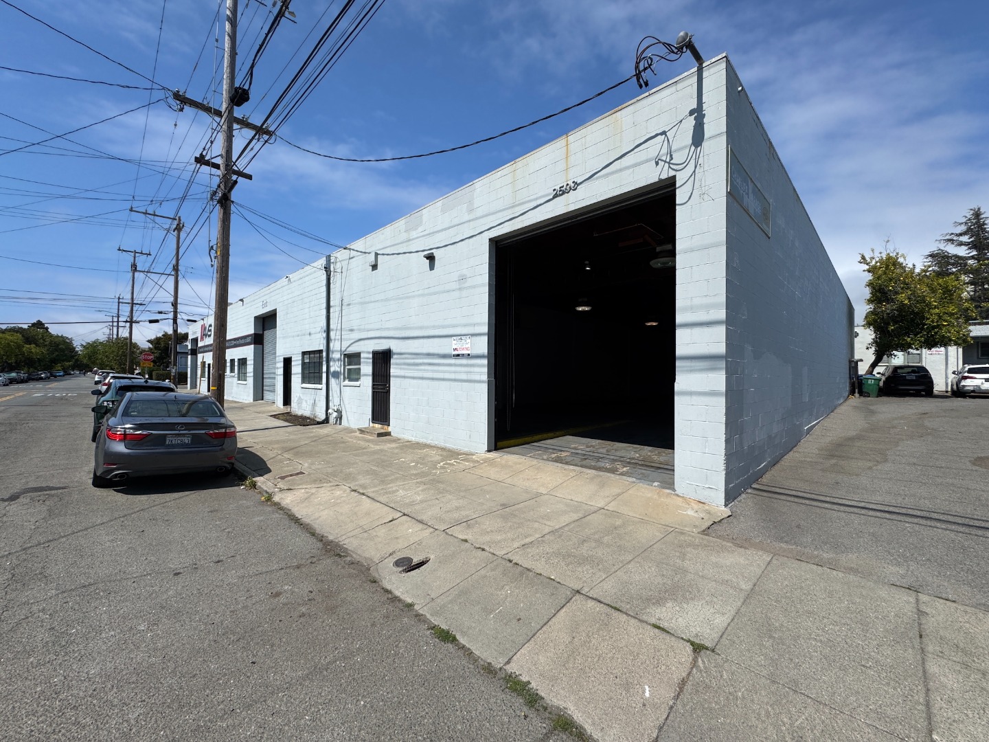 1052 Dwight Way Image #13