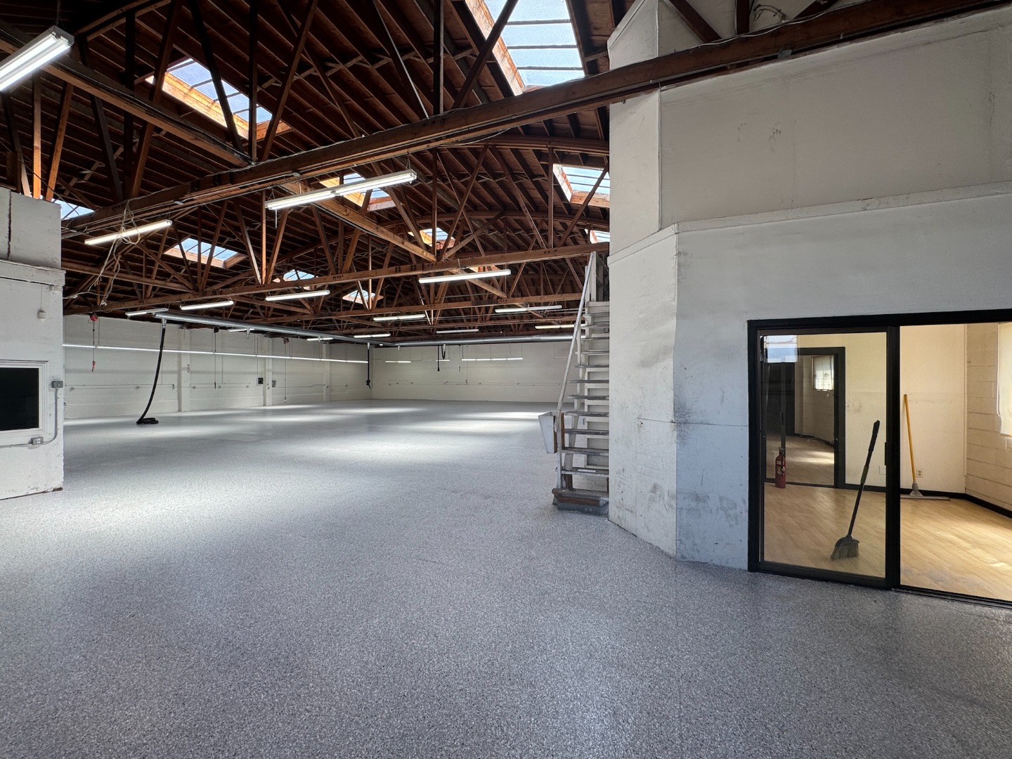 1052 Dwight Way Image #3